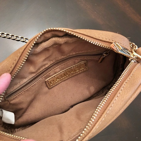 *RAMPAGE* Tan x Gold Chain Crossbody Purse Bag - Picture 6 of 6